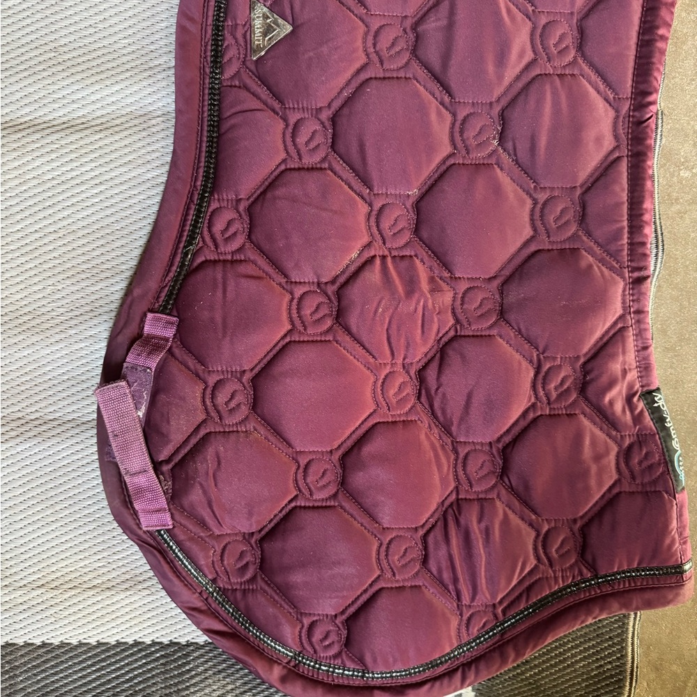 Summit Burgundy Quilted Saddle Pad
